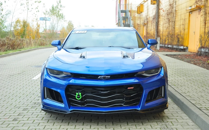 Chevrolet Camaro cena 165000 przebieg: 72000, rok produkcji 2018 z Trzcianka małe 137